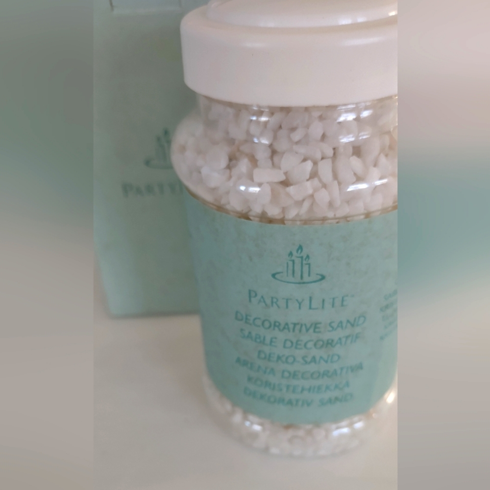 PartyLite White Decorative Sand